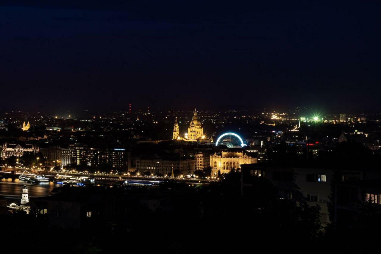 Apartment On Gellert Hill Downtown With Free Garage & Castle View Будапешт Екстер'єр фото